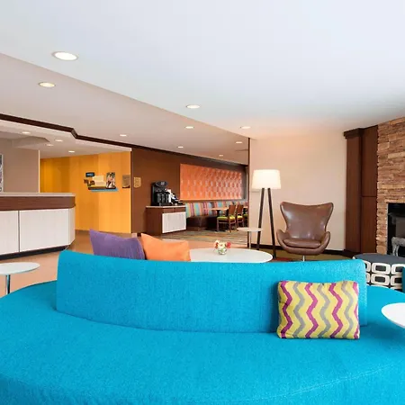 Fairfield Inn And Suites By Marriott Chicago St. Charles